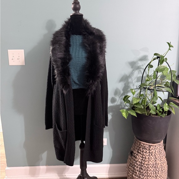 Lovestitch Charcoal Faux Fur Trim cardigan - Picture 3 of 7